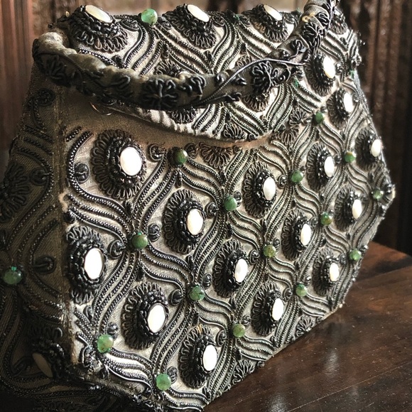Vintage Silk, Natural Emeralds & Natural Baby Pearls Handbag ♥️ - Picture 2 of 16